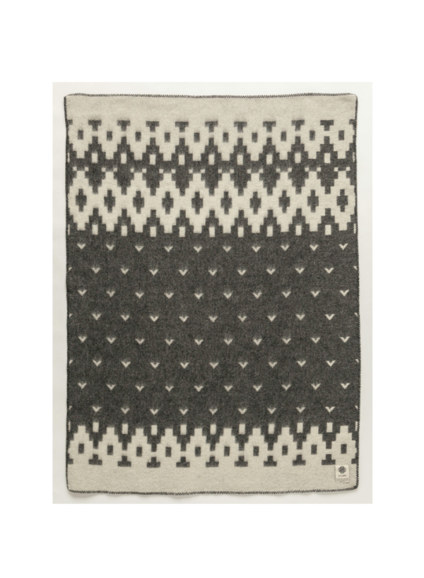 FUGLAR - Icelandic Wool Blanket